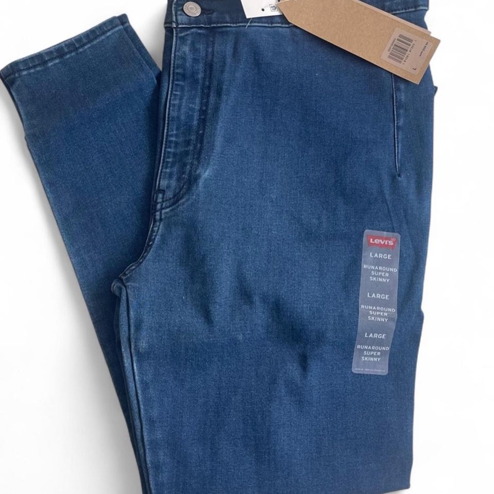 Levi's Women’s Runaround Skinny Blue Jeans
